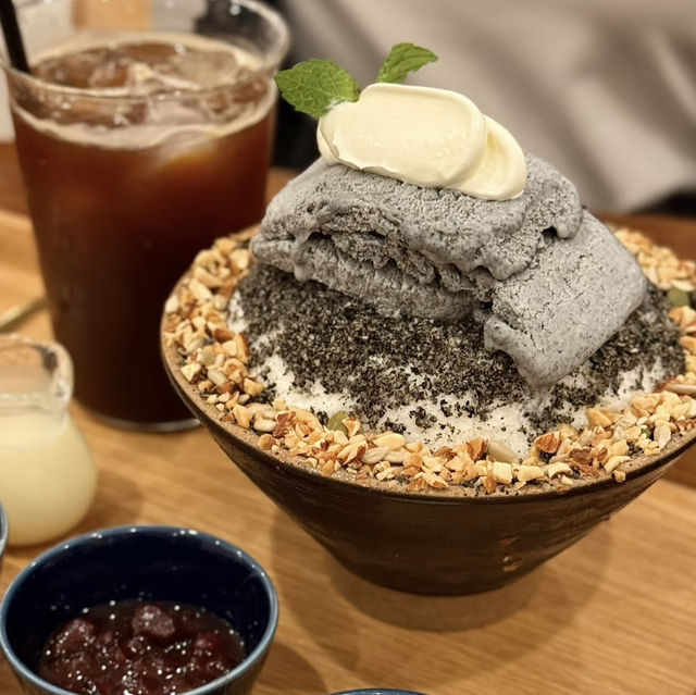A Tranquil Gem Amid Shinjuku’s Buzz – My Visit to BAM BI COFFEE, Tokyo
