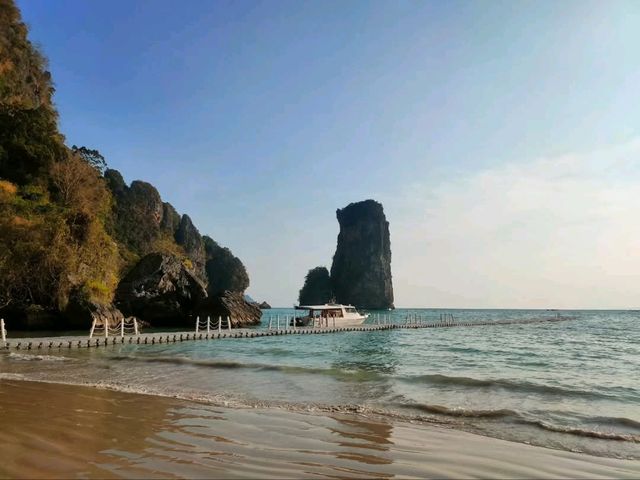 Secret Cove Vibes at Pai Plong Beach 