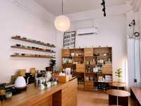alaia.tea | Matcha & Desserts Cafe Nonthaburi