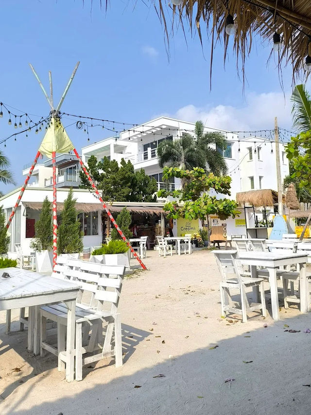 Creamii Cafe Beach Pattaya คาเฟ่สวยพัทยา