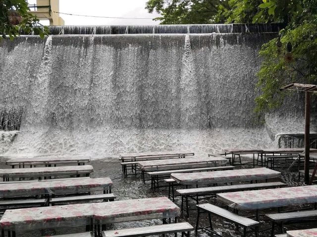 Waterfalls & Heritage: Villa Escudero Escape