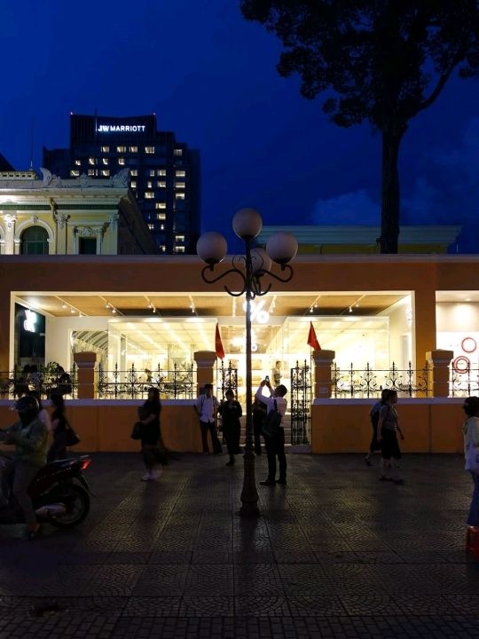 Arabica Ho Chi Minh City Roastery