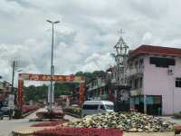 Bau: Discovering the Allure of Azure Lakes and Historic Charms