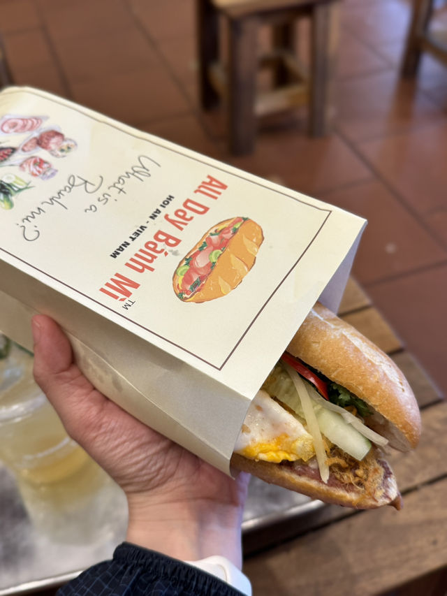All day Bahn Mi