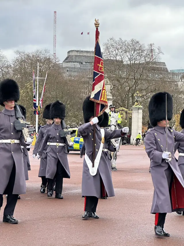 London Unlocked: Your Essential Guide