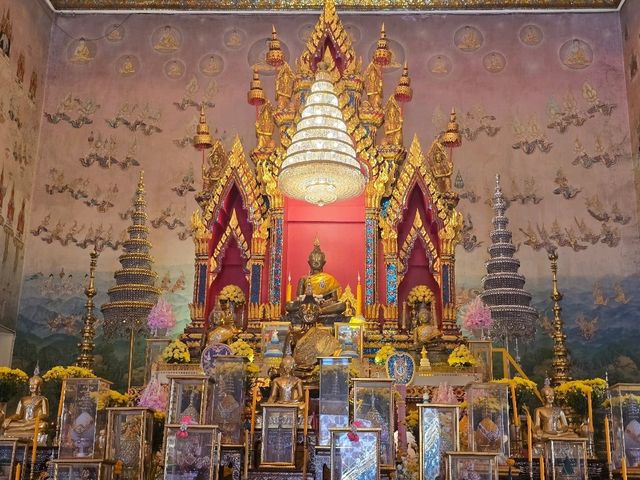 หลวงพ่อพระใส พระคู่บ้านคู่เมือง จังหวัดหนองคาย