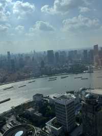 上海浦東麗思卡爾頓酒店 52 樓下午茶，高空之上的優雅食光