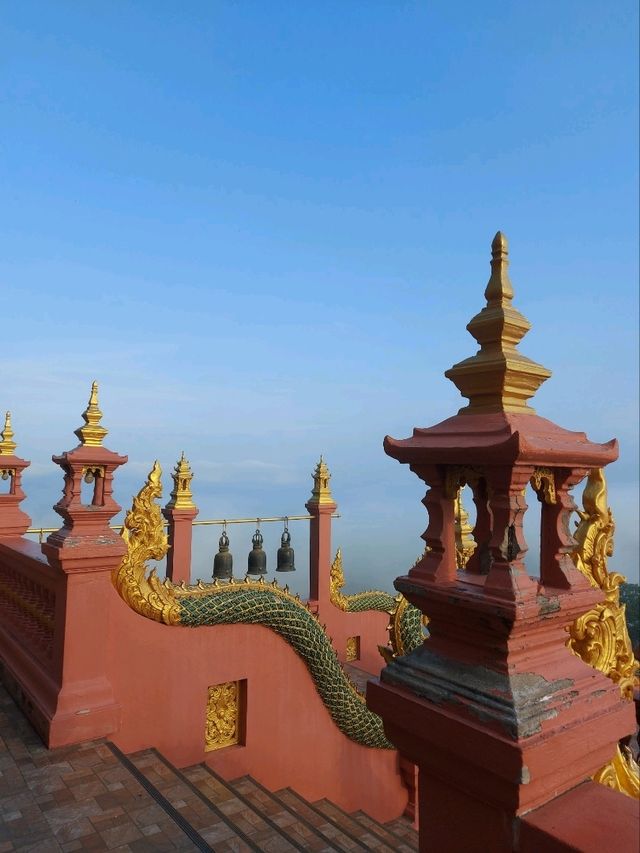 ซุ้มประตูสวรรค์ วัดพระธาตุดอยพระฌาน