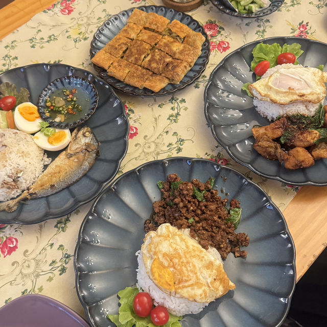 📍828 มะตะบะอร่อย Halal