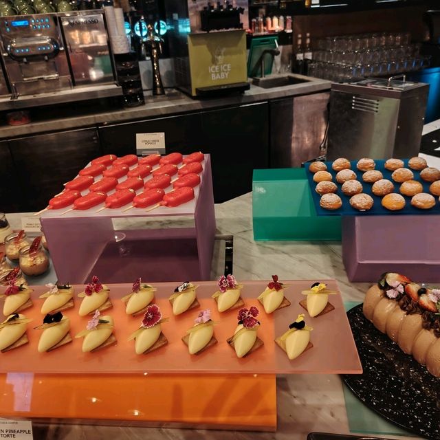 🍽️ Seafood Night at Flock, W Hotel – A Must Try Dining Experience!