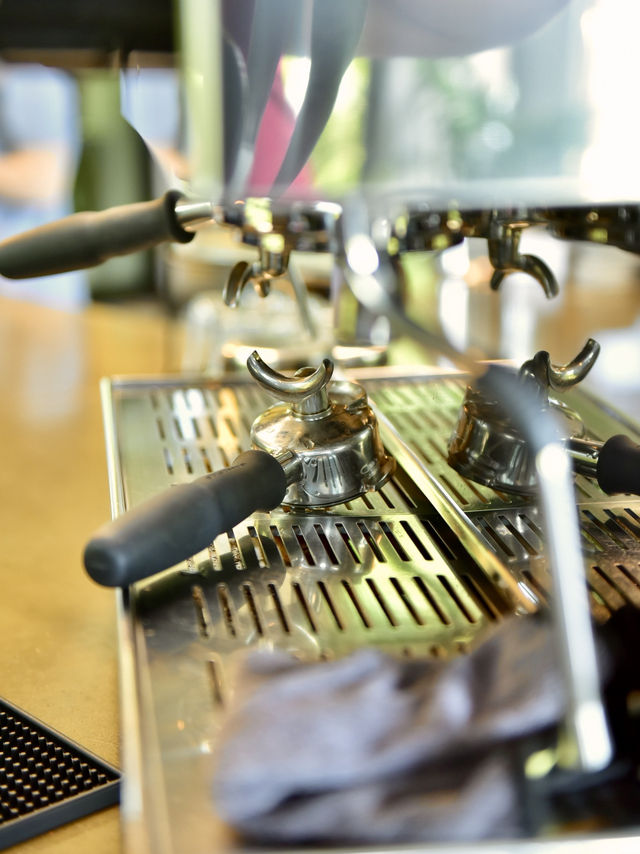 ลุงเปี๊ยกคาเฟ่ ร้านสุดฮิตของคนตากใบ ลุงเปี๊ยกคาเฟ่ ร้านสุดฮิตของคนตากใบ