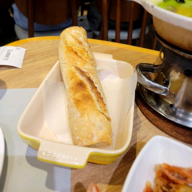 The One 正宗地道泰國餐廳🛶🍛🍍Cambo ขุนทอง