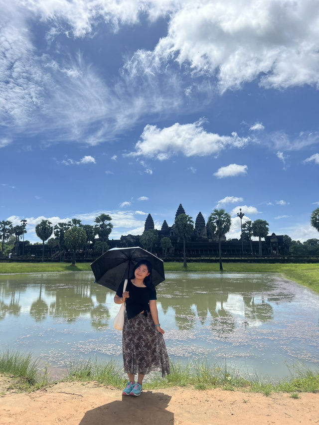 Angkor Wat Siem Reap 1 night 2 days it’s a short time for visiting But it was a great time to be the