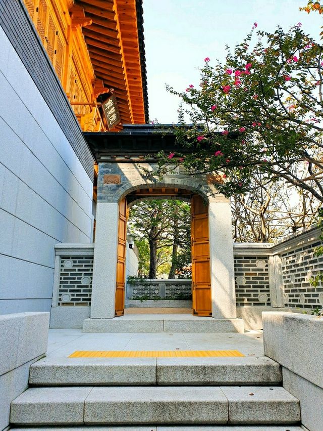 대형 한옥의 색다른 변신, 서울 선혜원 대형 한옥의 색다른 변신, 서울 선혜원