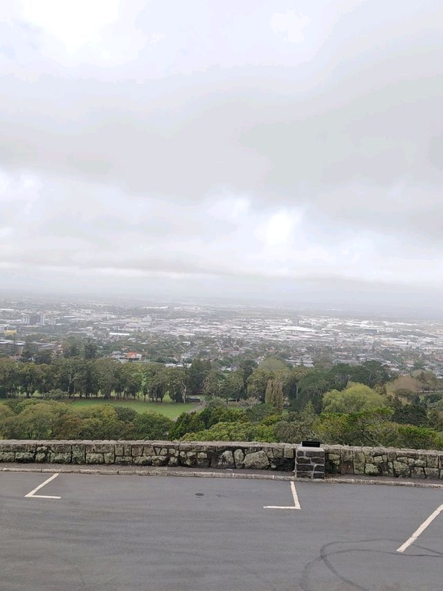 Auckland's Icon: Maungakiekie / One Tree Hill