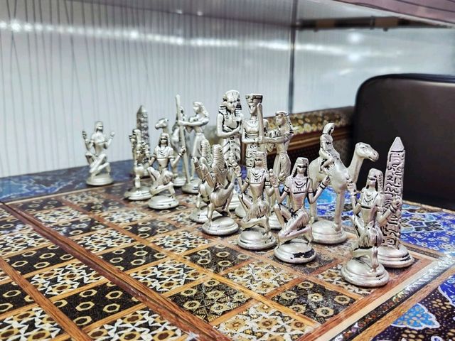 Chess Meets Art: Hidden Handcrafted Treasures in Süleymaniye ♟️🪙 Chess Meets Art: Hidden Handcrafted Treasures in Süleymaniye ♟️🪙