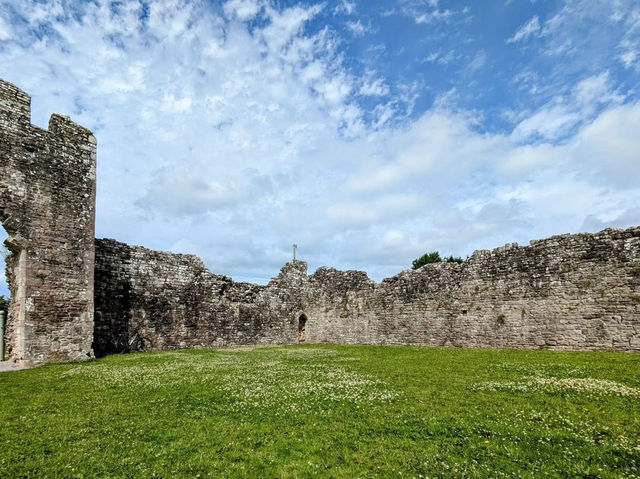 Stone and Silence: A Solo Wander Through Coity Castle