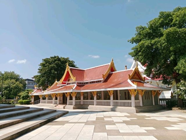 วัดโพธิสมภรณ์ พระอารามหลวง จังหวัดอุดรธานี วัดโพธิสมภรณ์ พระอารามหลวง จังหวัดอุดรธานี