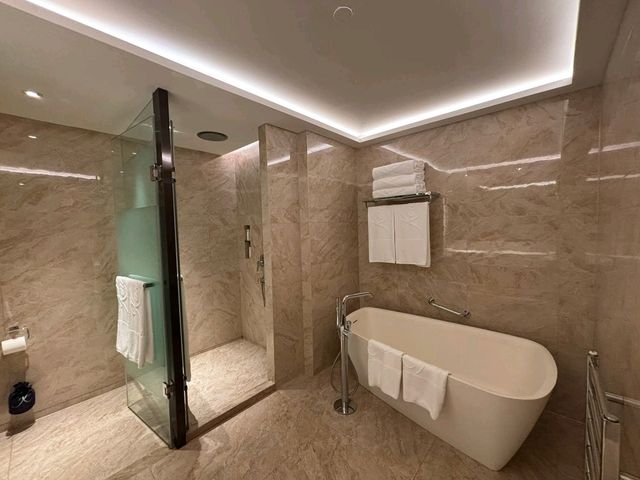 รีวิวโรงแรม Kempinski Hotel Beijing Yansha Center