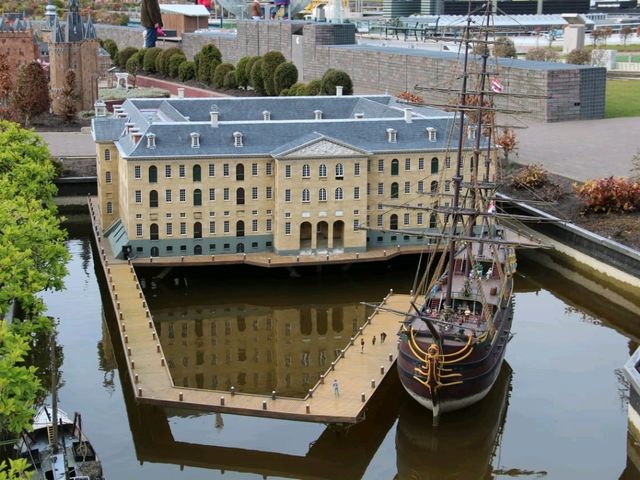 Madurodam – the Netherlands in one afternoon Madurodam – the Netherlands in one afternoon