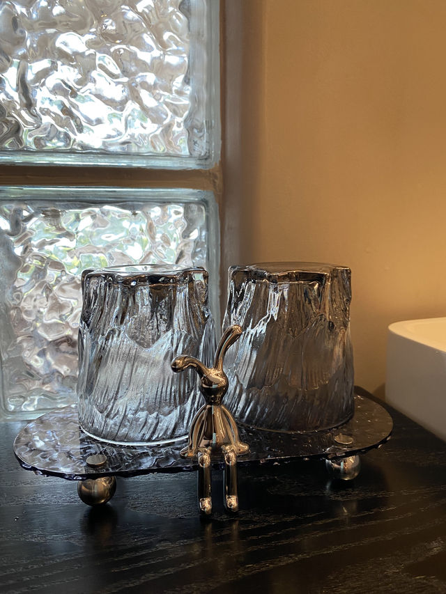 丹霞山江畔最棒的酒店- 悠然江畔設計師藝術酒店 丹霞山江畔最棒的酒店- 悠然江畔設計師藝術酒店