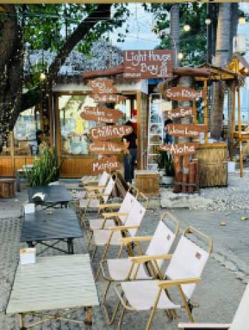 Lighthouse Bay พัทยา จุดเช็คอินชิลริมทะเลแบบคูลๆ