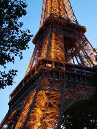 🗼✨ Eiffel Tower: Paris’ Timeless Icon of Romance and Wonder ✨🗼   