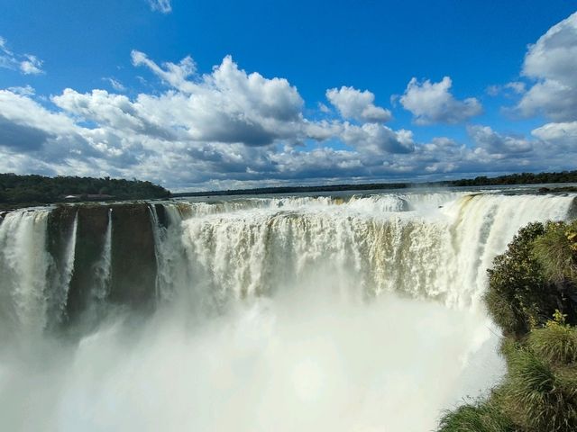 日帰りでブラジル🇧🇷Foz do Iguaçuからアルゼンチンのイグアスの滝を訪れる方法！