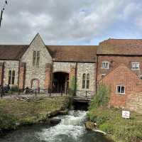 Journey from Old Sarum to Stonehenge: A Day of Exploration, Ending with an Evening in Salisbury