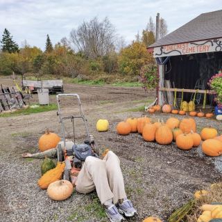 J&P's Farm Market 👻