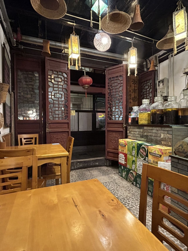🌆 Shanghai Stopover: Tradition, Art & Hidden Gems 🎨