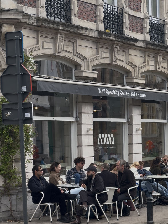 Ghent —Medieval Streets, Moody Skies & Unlimited Ribs