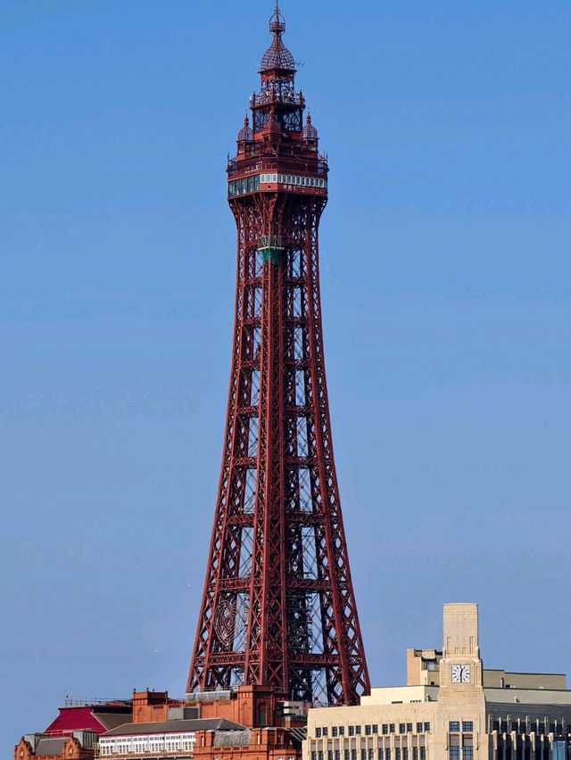 The beautiful Blackpool Tower and sky wheel