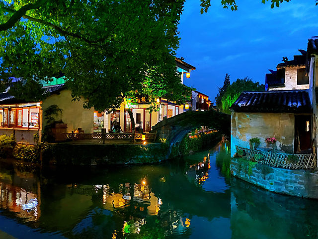Zhouzhuang by Night – Pure Magic on the Water