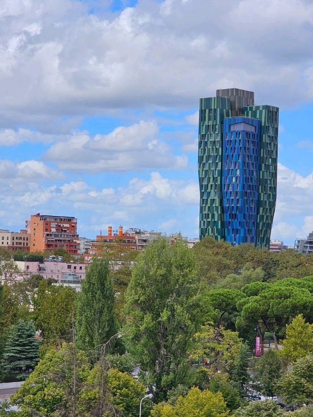 🚶‍♂️ Tirana in One Day – Walking Route & Tips ☀️