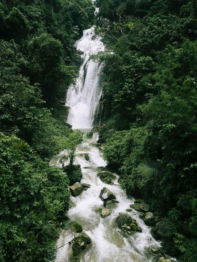 💧 Tong Waterfall – The Secret Heart of the Forest