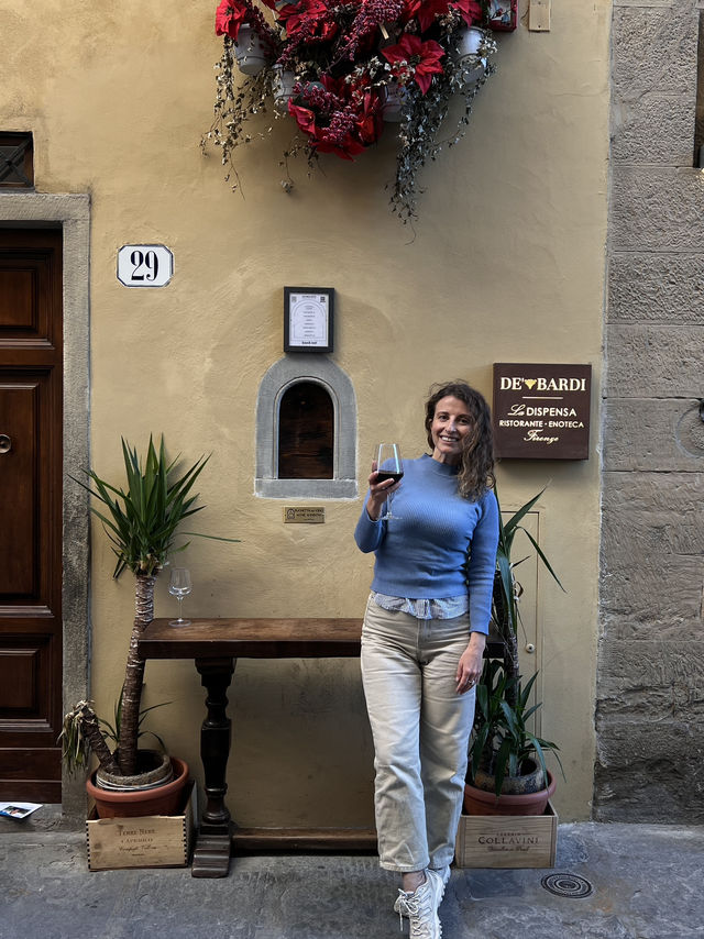 🍝🍷 Pasta + Unlimited Wine in Florence = Perfect Day! 🇮🇹 