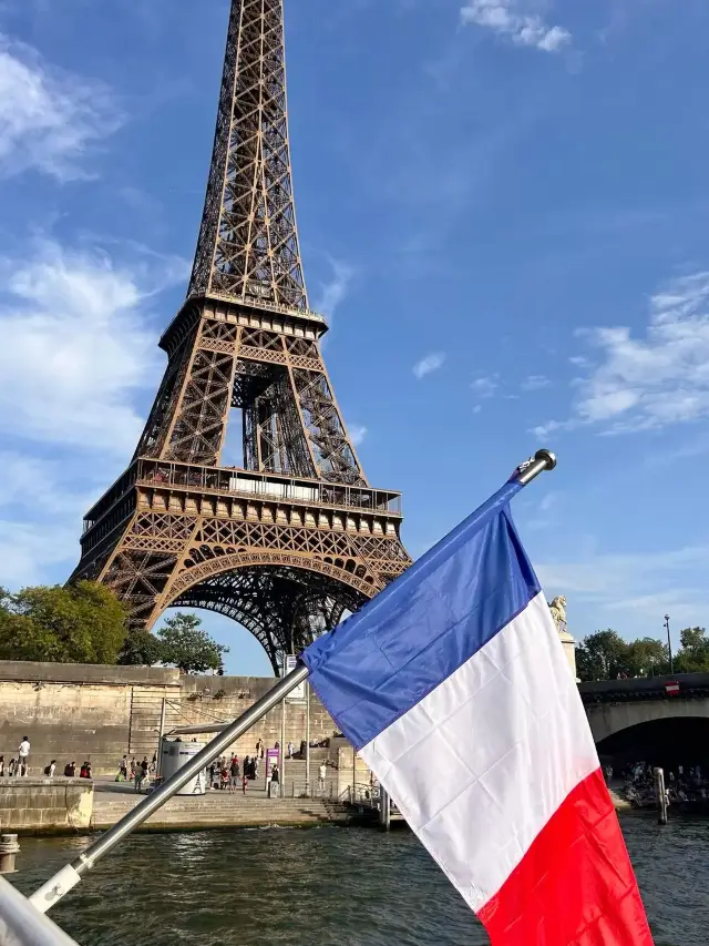 Paris in 4 Days: No Boring Tourist Stuff, Just Pure Vibes