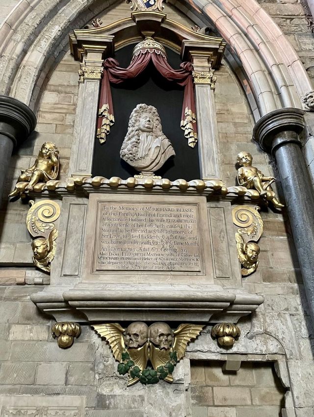 Southwark Cathedral - London