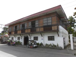 vigan tourist destination https://ak-d.tripcdn.com/images/1mi0s12000c4qphoq00CD.jpg?proc=source/trip
