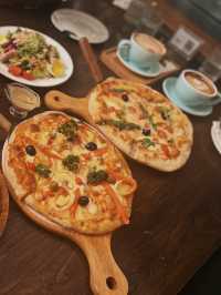 Christmas Artful Dining at Van Cogh 🍽️ 🎄