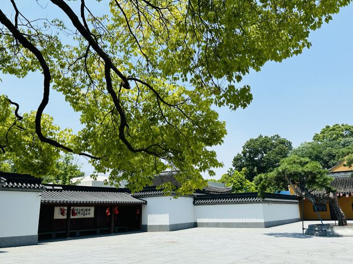 龍華古寺｜Trip.com 上海