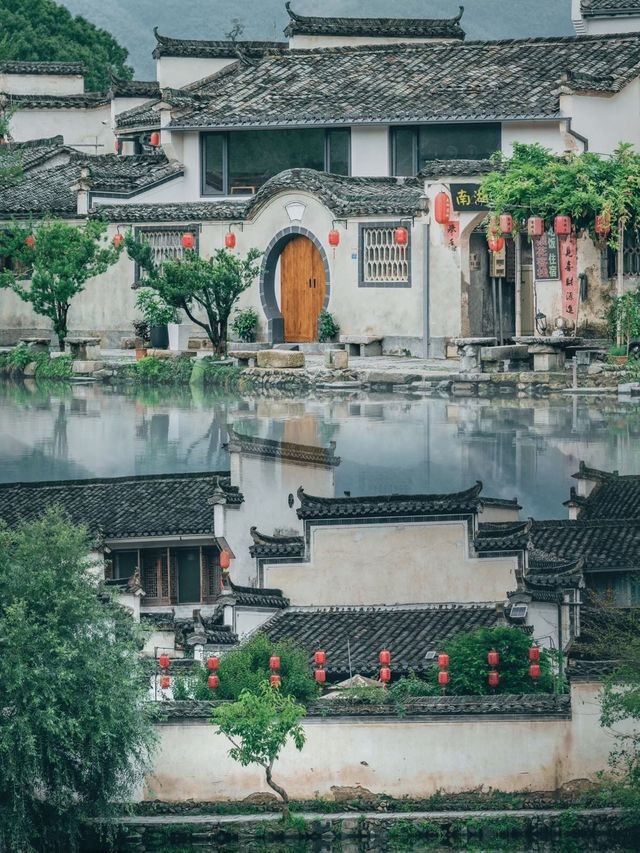 皖南的水墨江南，在宏村被一一展現