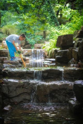 It's really a great escape from the heat, the free summer stream trekking in Changshu