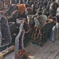 Donghai crystal market, the world first crystal market 