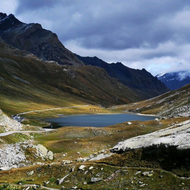 Alpine Hiking Adventures in Gran Paradiso National Park