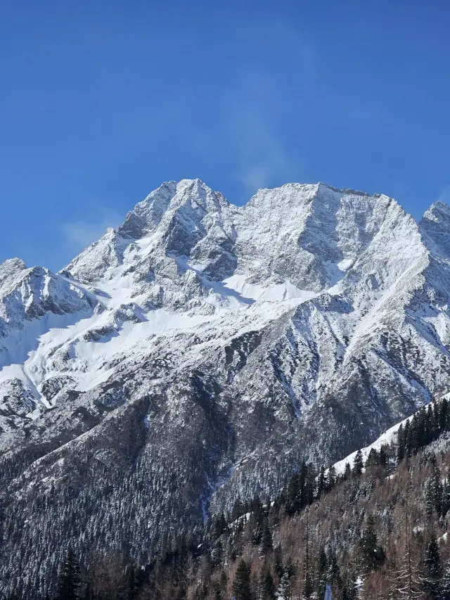 4-Day Tour of Garze Tibetan Autonomous Prefecture and Other Places: Explore Western Sichuan