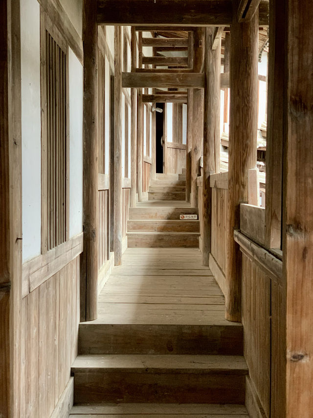 來福建不去土樓人擠人 留一天給獨世古堡