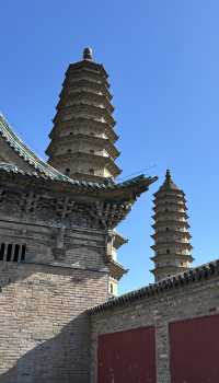 雙塔凌霄——古晉陽八景之一