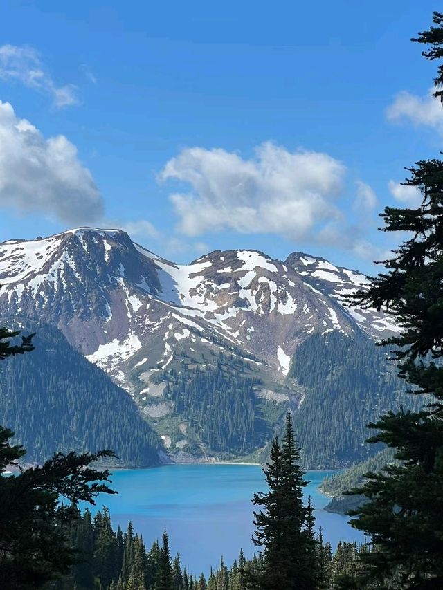 What an Experienceat Garibaldi Lake in Canada🤩